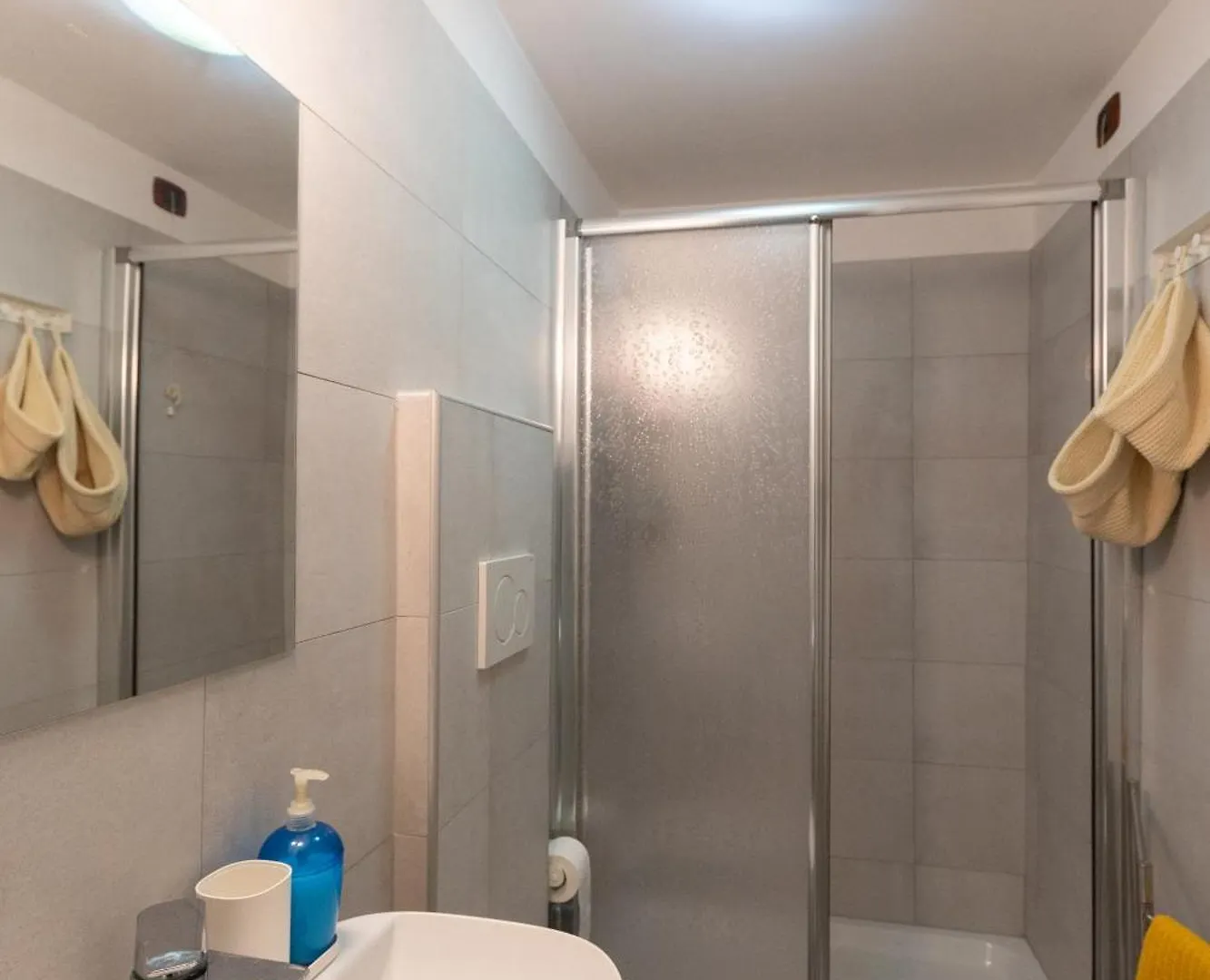 Affittacamere Hotel Happy Island Roma